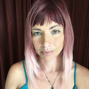 Meet your Posher, Ellie